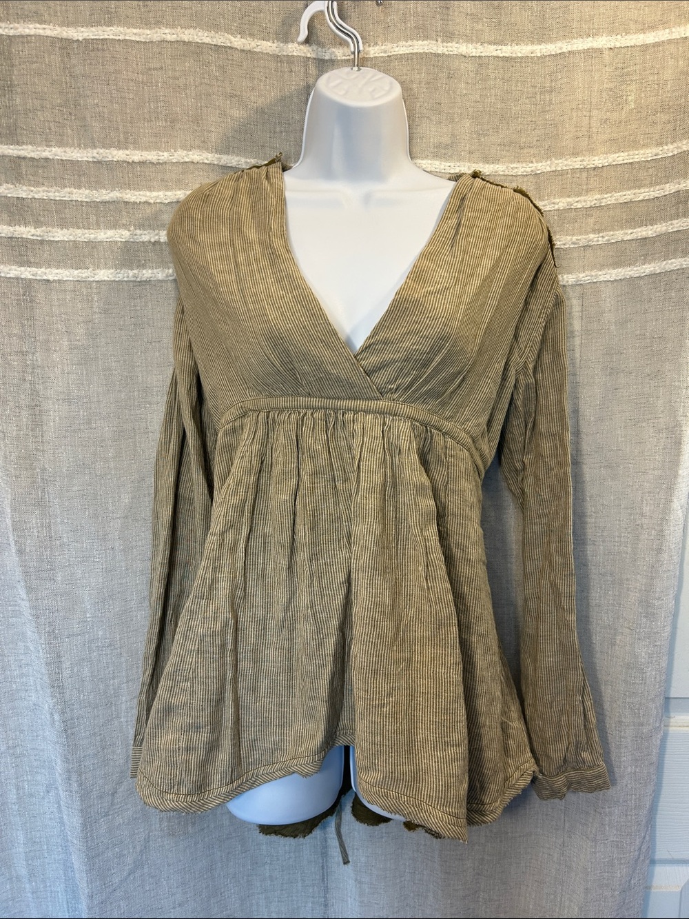Cotton Peplum V-Neck Top in Olive and Cream